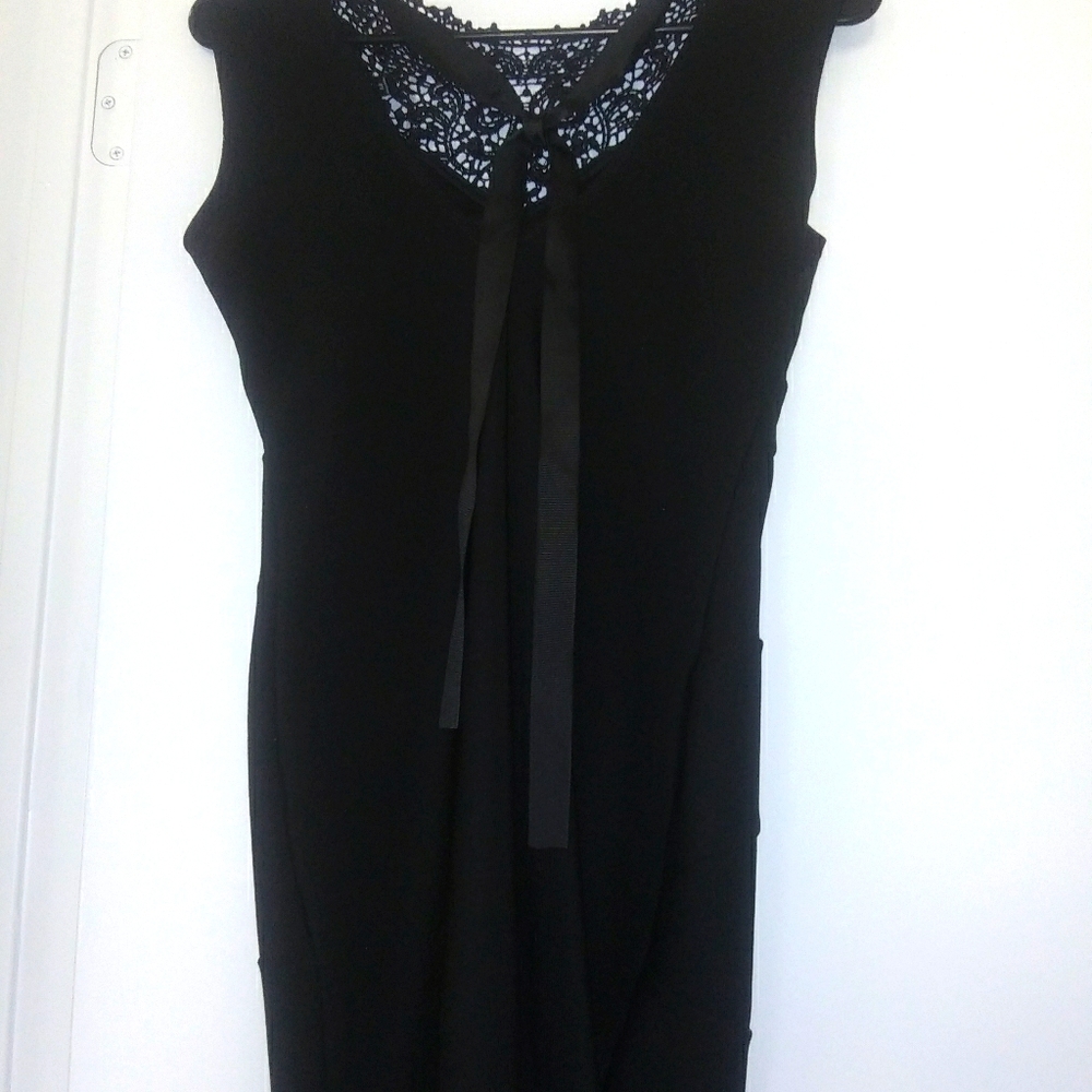 Los Angeles Lil black dress
